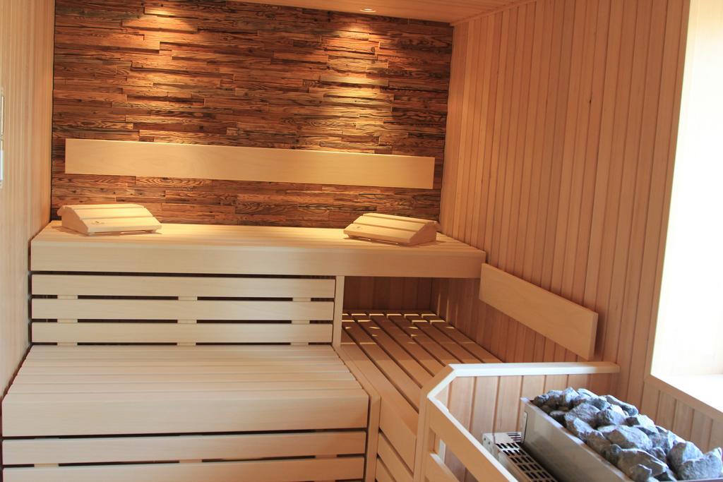 Hotel Weiss Ангермюнде Екстериор снимка