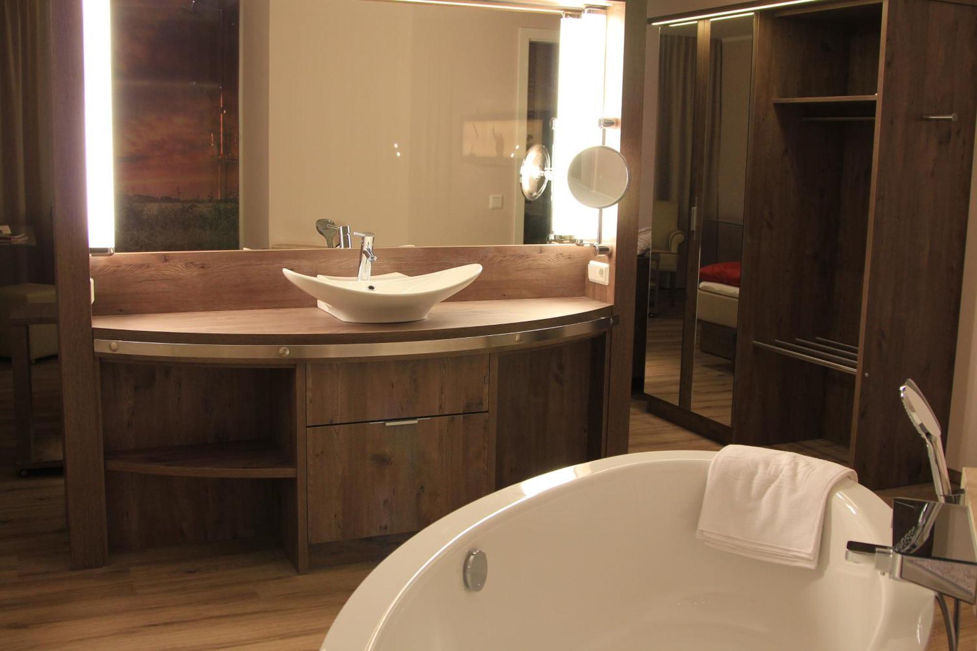 Hotel Weiss Ангермюнде Екстериор снимка