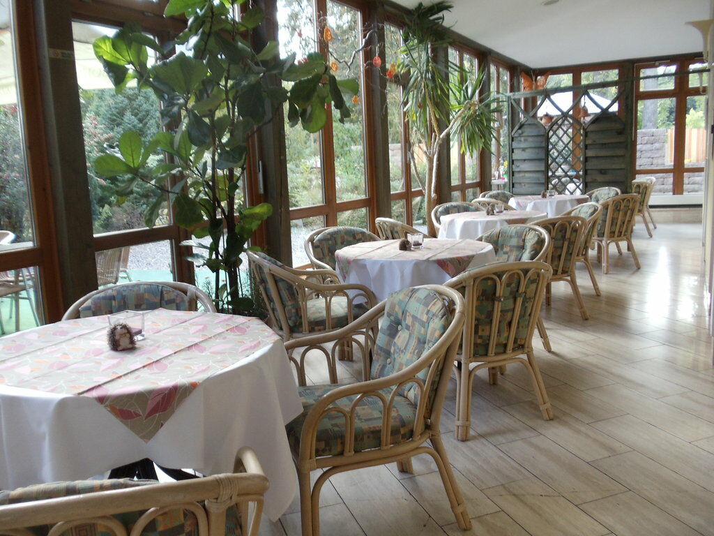 Hotel Weiss Ангермюнде Екстериор снимка